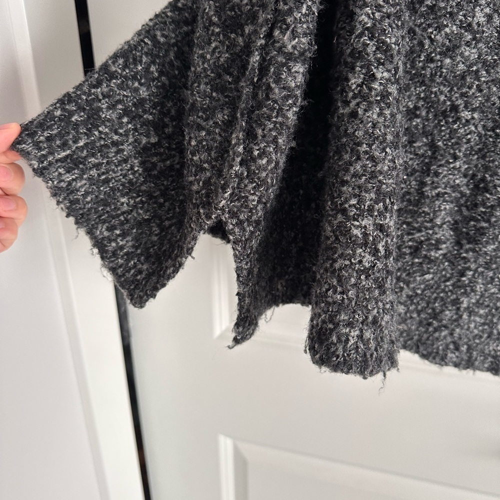 Moira slouchy Tunic - Picture 5 of 6